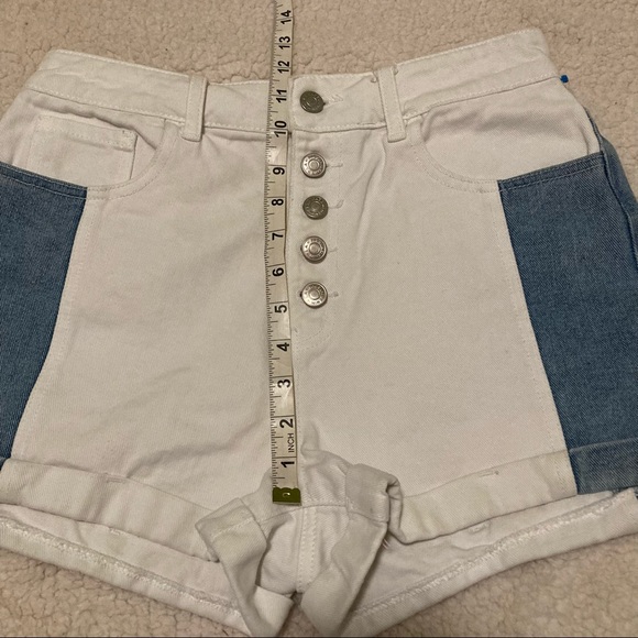 PacSun Color Block Denim Button Fly Mom Shorts - Picture 3 of 4